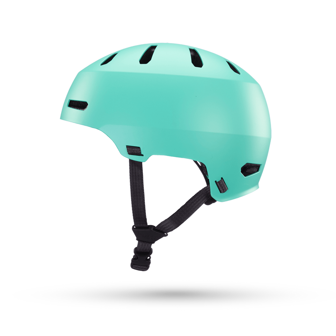 Macon 2.0 Bike Helmet (Barn Deal)